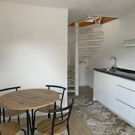 Апартаменты Little Heaven Free Parking Сараево