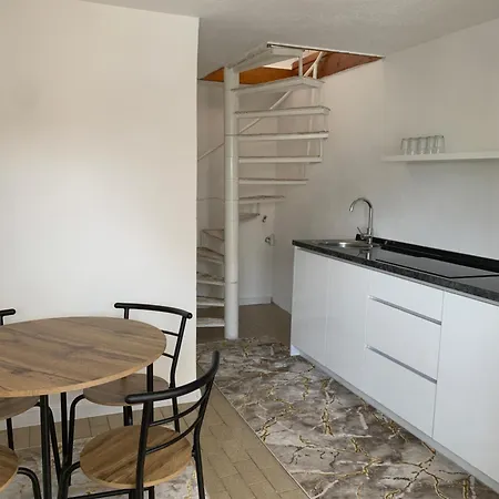 Little Heaven Free Parking